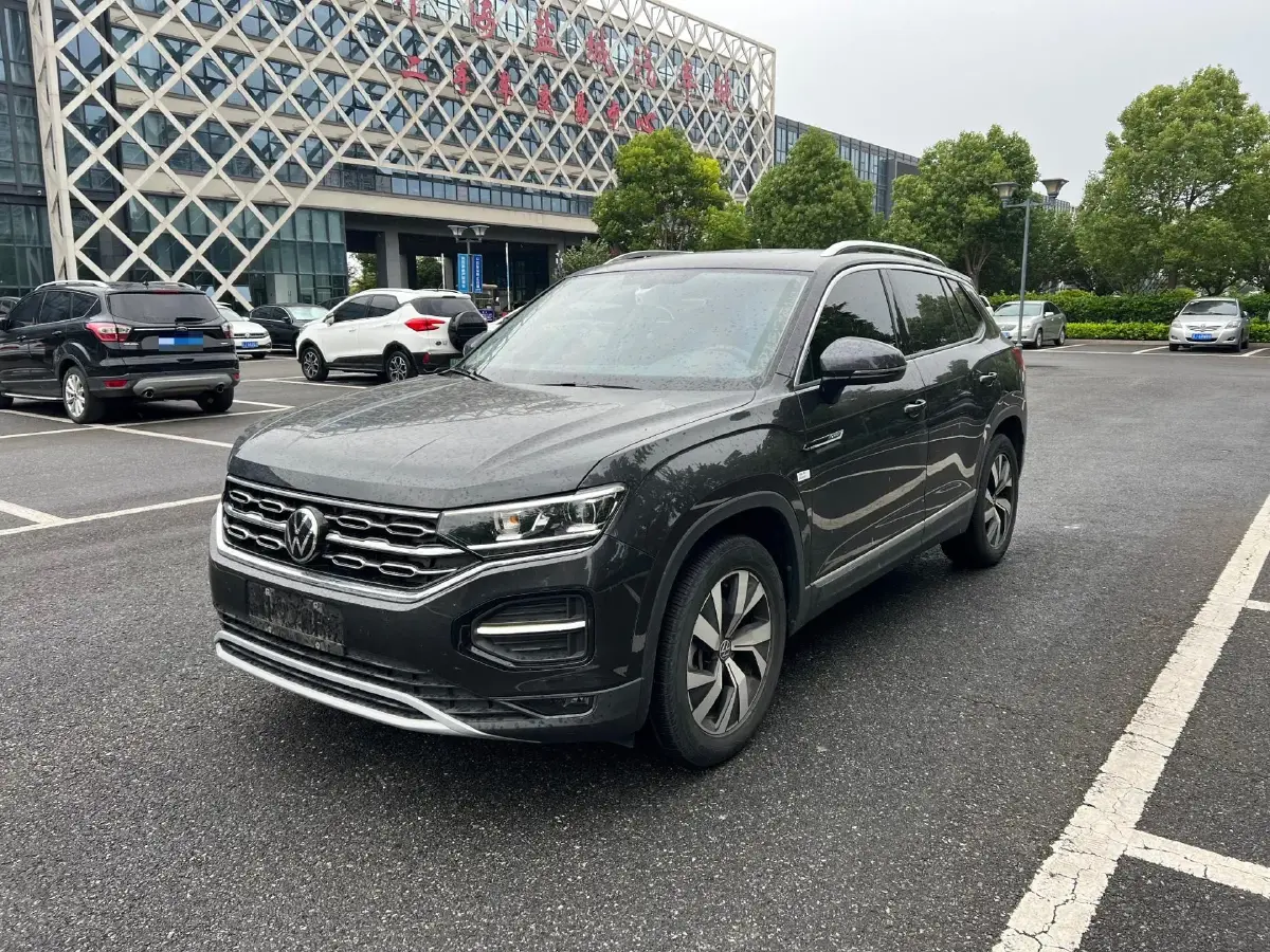 2022 Volkswagen Tayron 2.0T 186HP L4 7DCT