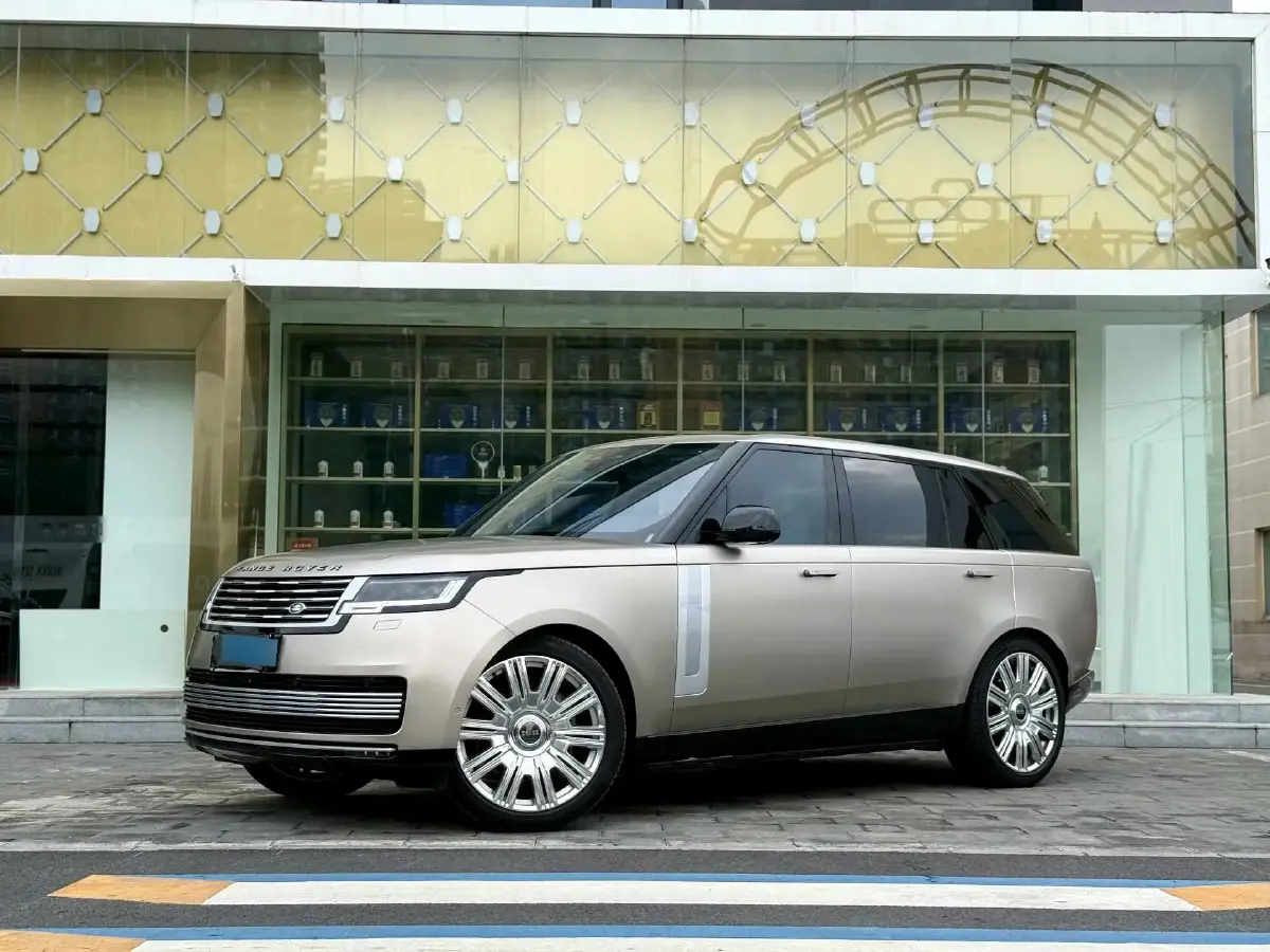 2025 Land Rover Range Rover 3.0T 400HP L6 8AT