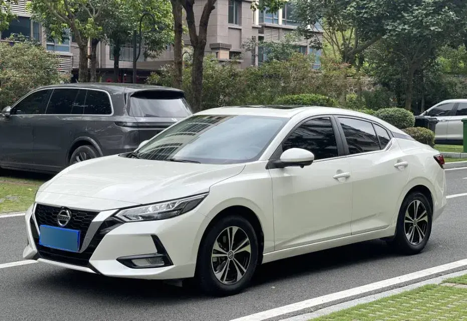 2022 Nissan Sylphy 1.6L 135HP L4 CVT