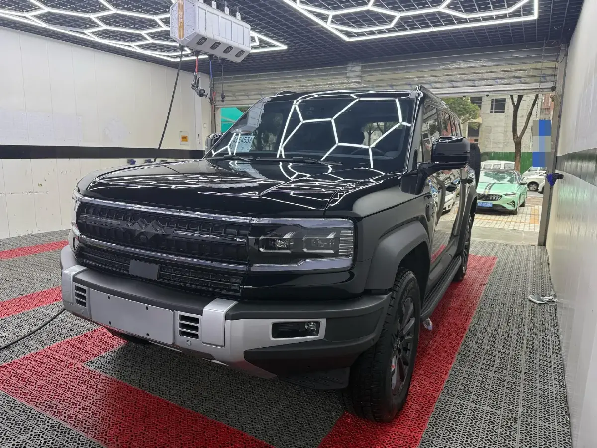 2023 FangChengBao Bao 5 1.5T 194HP L4 E-CVT PHEV 31.8KWH
