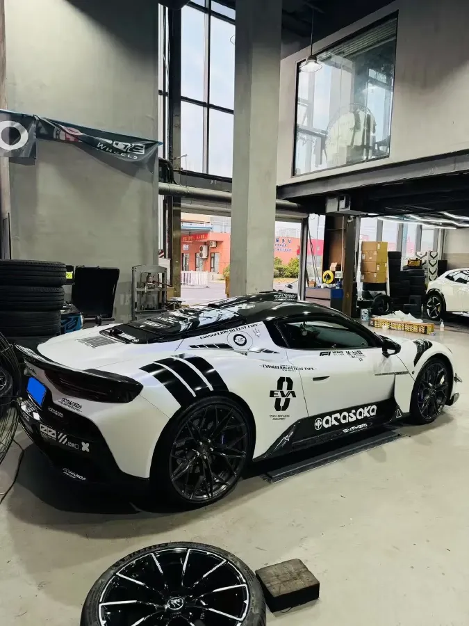 2020 Maserati MC20 3.0T 630HP V6 8DCT,autocango,china used car exporter,china ev exporter,chinese used car exporter,chinese used ev exporter