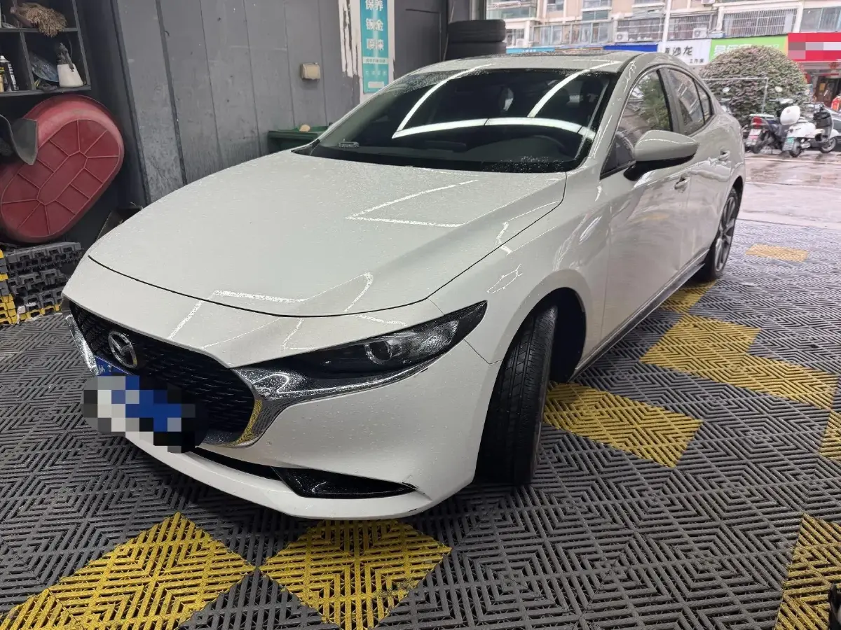 2021 Mazda 3 Axela 2.0L 158HP L4 6AT