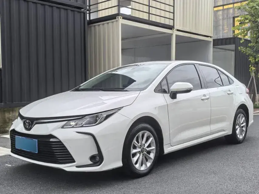 2021 Toyota Corolla 1.2T 116HP L4 CVT