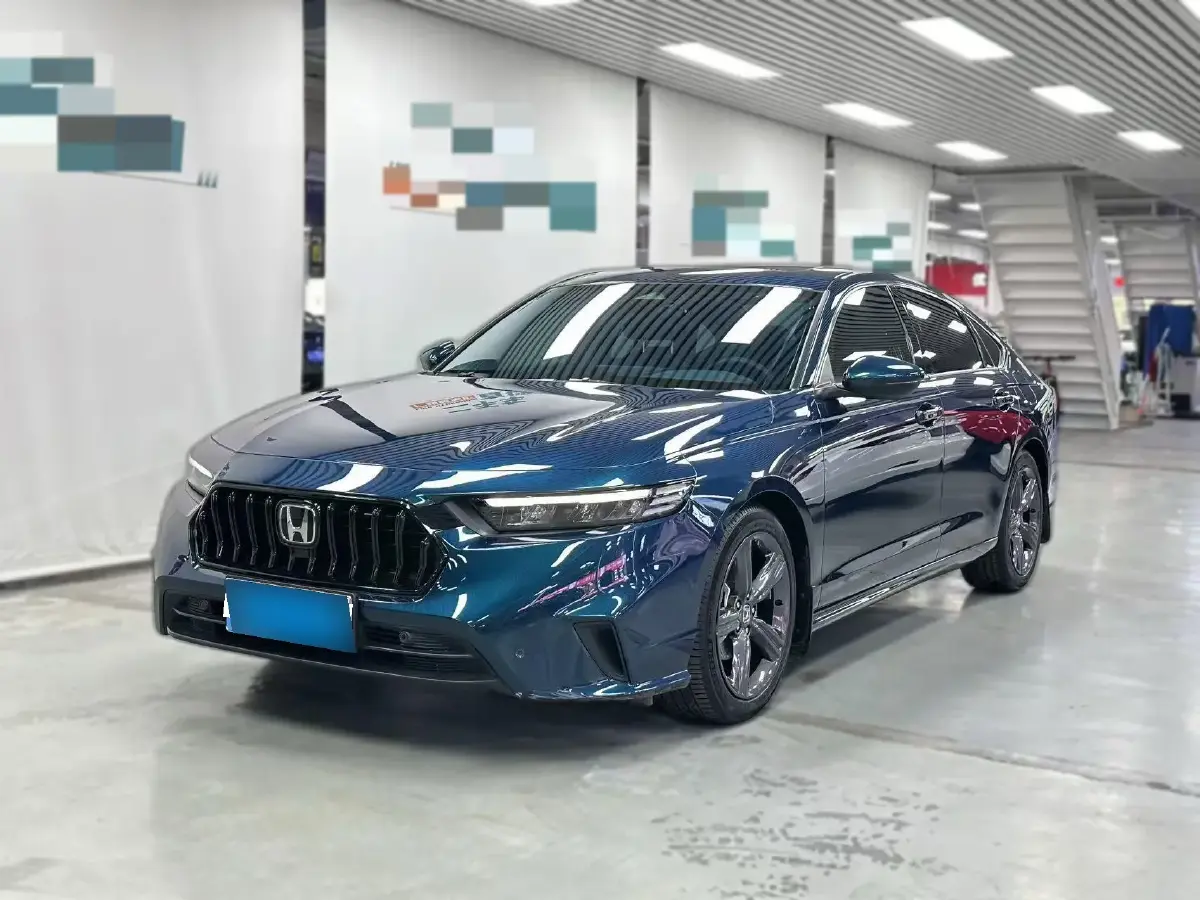 2023 Honda Inspire 1.5T 192HP L4 CVT