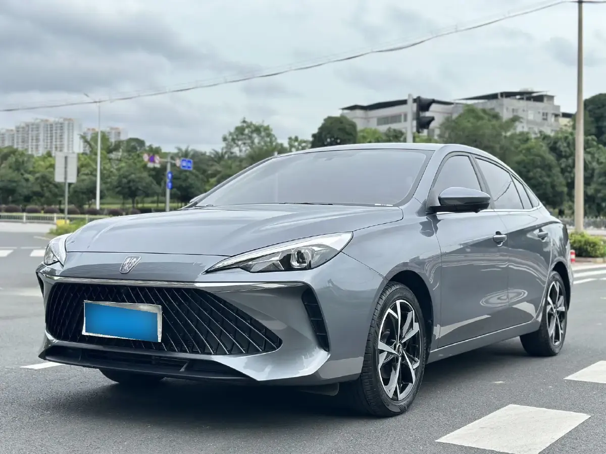 2023 Roewe i5 1.5L 129HP L4 CVT