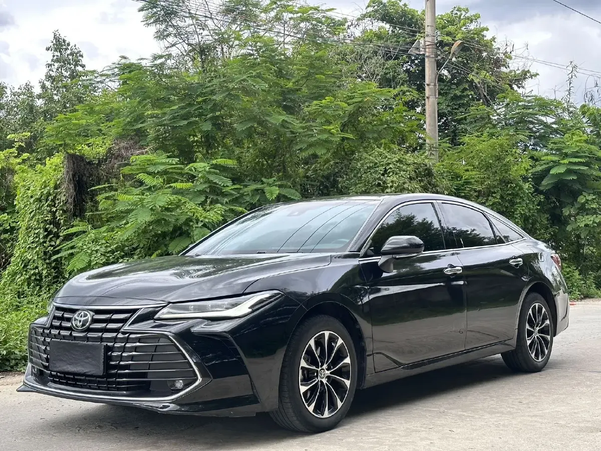 2022 Toyota Avalon 2.5L 209HP L4 8AT