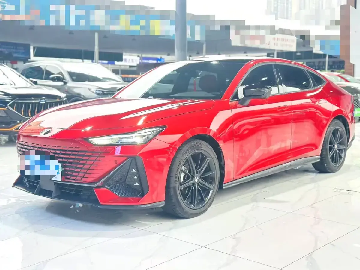 2022 ChangAn UNI-V 1.5T 188HP L4 7DCT