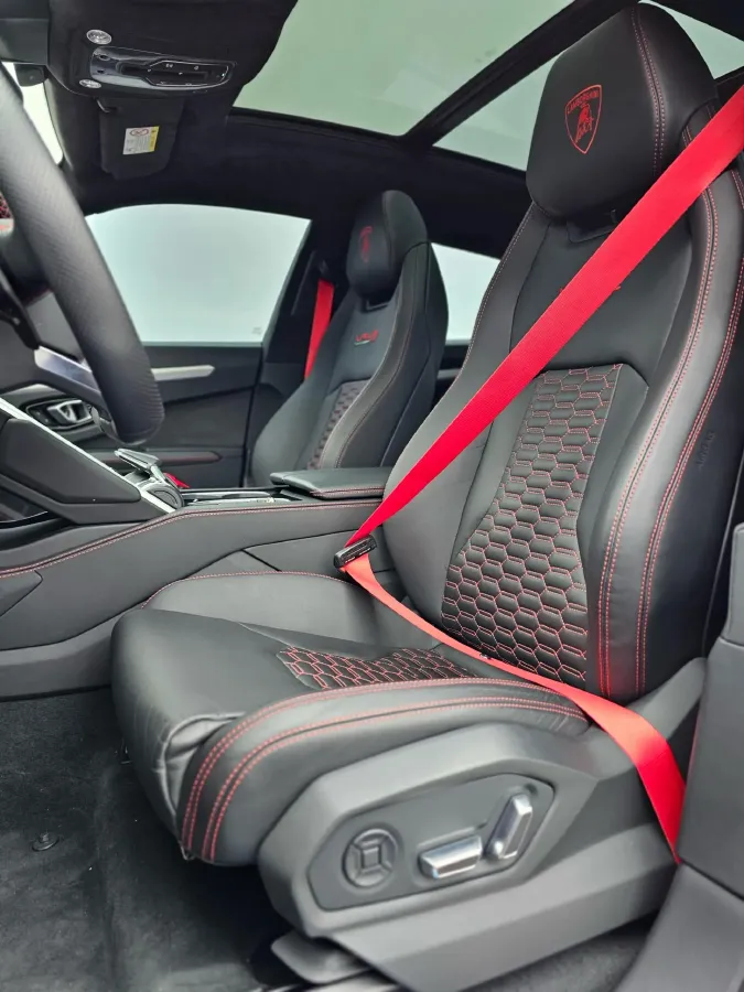 2021 Lamborghini Urus 4.0T 641HP V8 8AT,autocango,china used car exporter,china ev exporter,chinese used car exporter,chinese used ev exporter