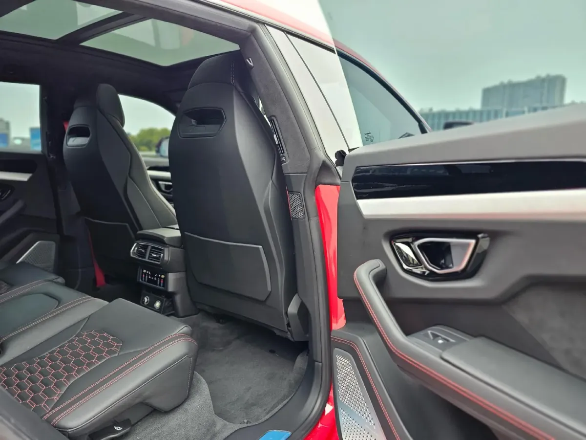 2021 Lamborghini Urus 4.0T 641HP V8 8AT,autocango,china used car exporter,china ev exporter,chinese used car exporter,chinese used ev exporter