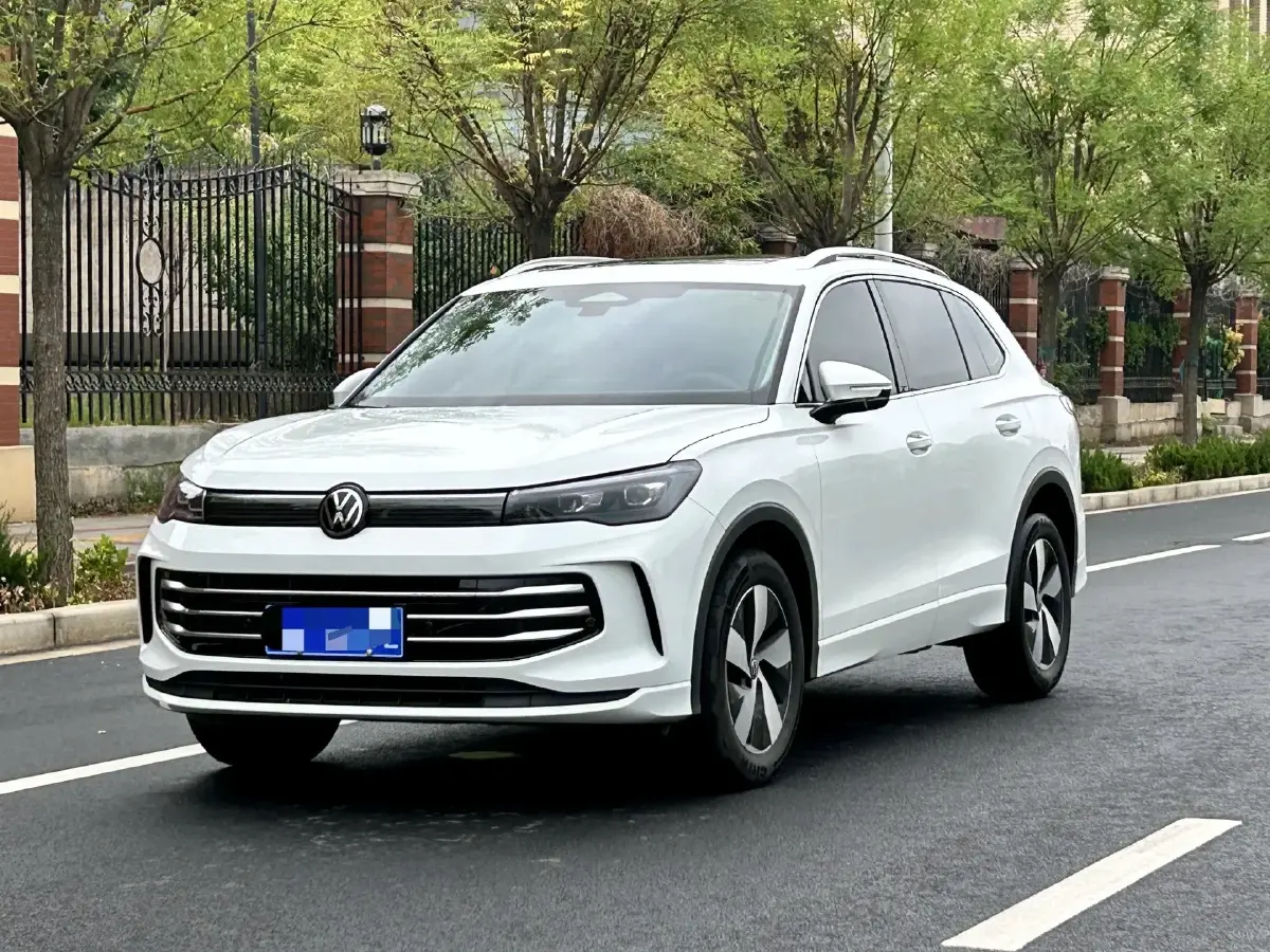 2024 Volkswagen Tiguan L 2.0T 186HP L4 7DCT