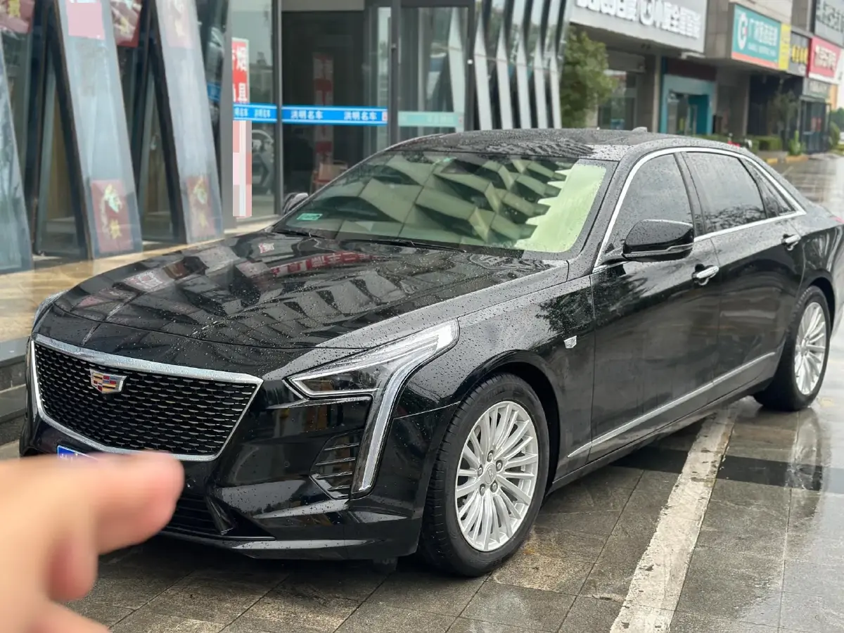 2022 Cadillac CT6 2.0T 237HP L4 10AT