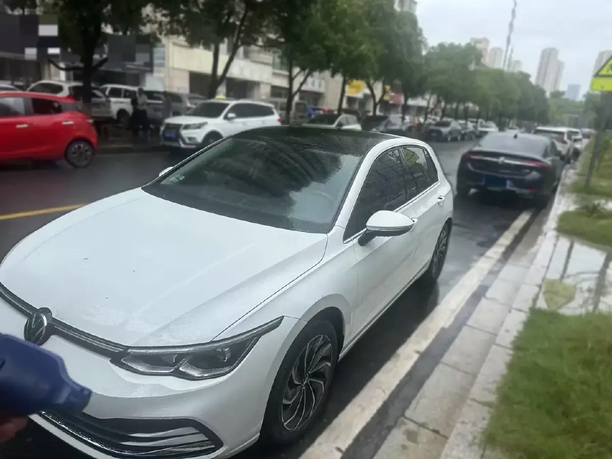 2021 Volkswagen Golf 1.4T 150HP L4 7DCT