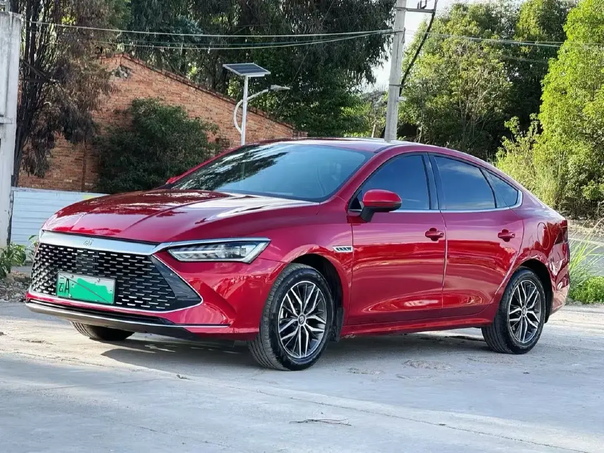 2021 BYD Qin Plus 1.5L 110HP L4 E-CVT PHEV 18.32KWH