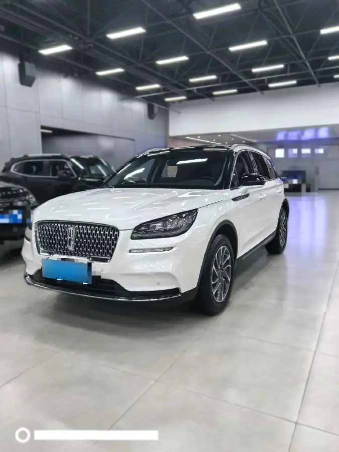 2022 Lincoln Corsair 2.0T 245HP L4 8AT