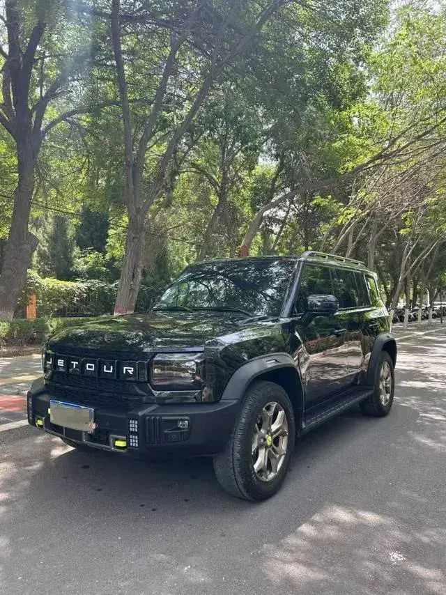 2023 Jetour Traveller 2.0T 254HP L4 8AT