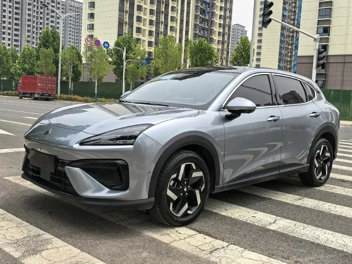 2024 BaoJun Cloud Sea 1.5L 106HP L4 E-CVT PHEV 20.5KWH