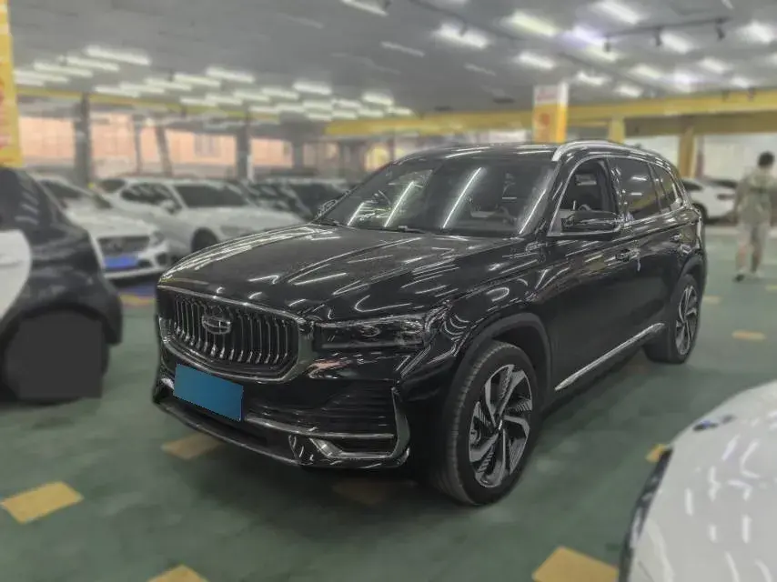 2025 Geely Monjaro 2.0T 238HP L4 8AT