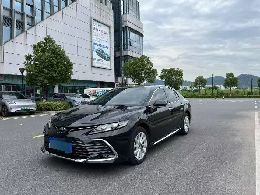 2023 Toyota Camry 2.0L 177HP L4 CVT