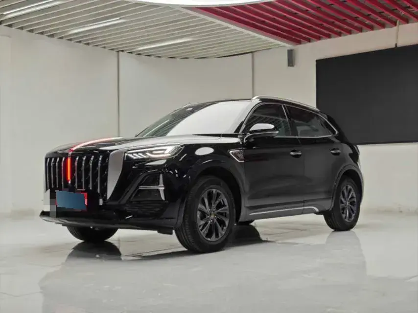 2023 HongQi HS5 2.0T 252HP L4 8AT