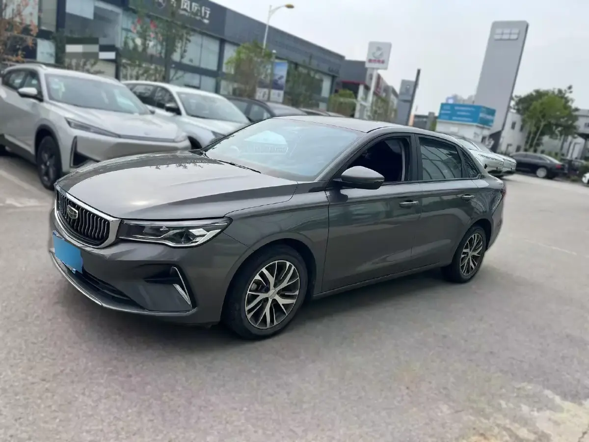 2022 Geely Emgrand 1.5L 114HP L4 CVT