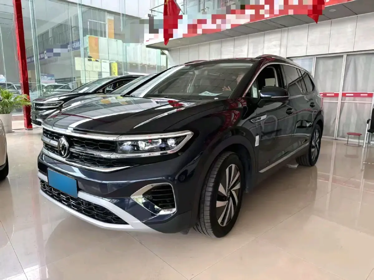 2022 Volkswagen Talagon 2.0T 220HP L4 7DCT