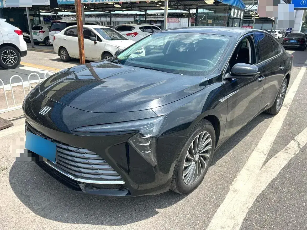 2023 Buick Larcosse 2.0T 237HP L4 9AT