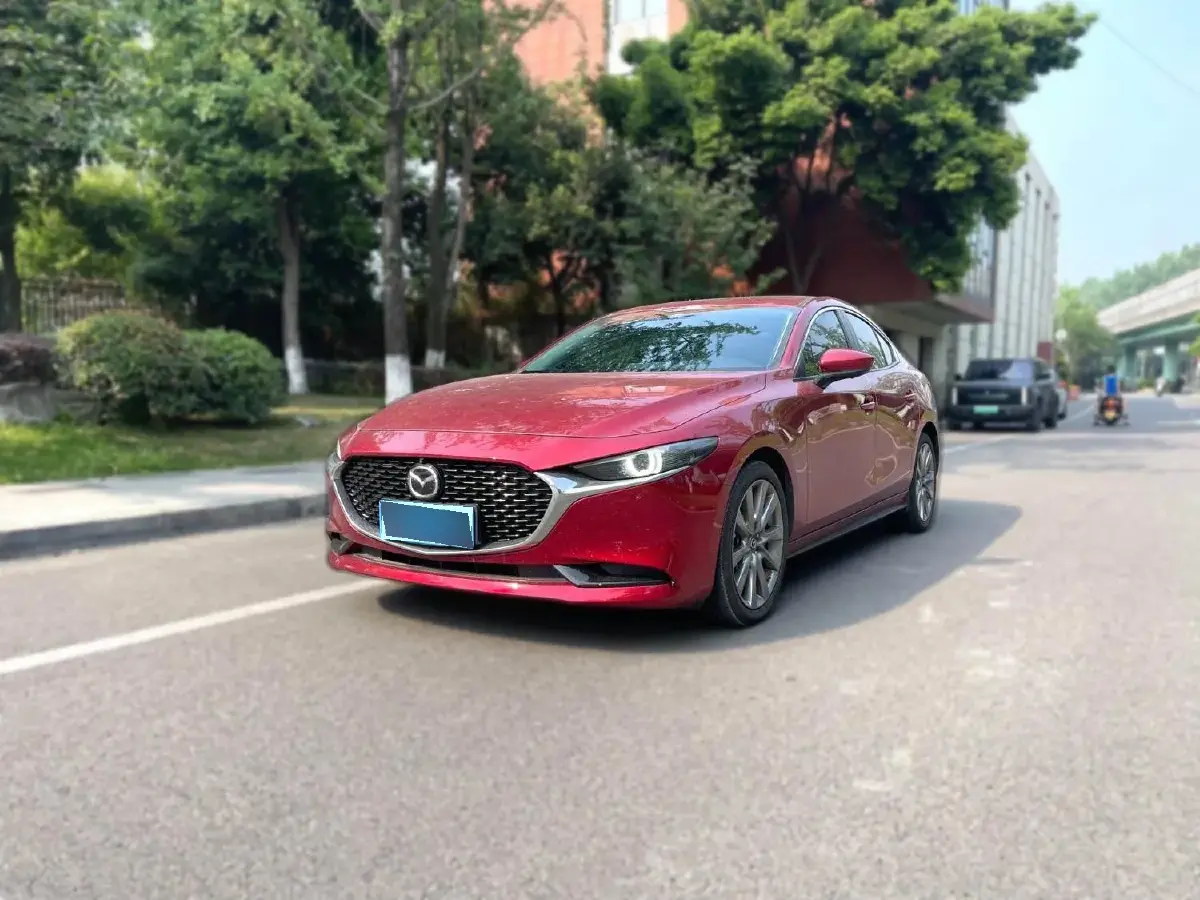 2022 Mazda 3 Axela 2.0L 158HP L4 6AT