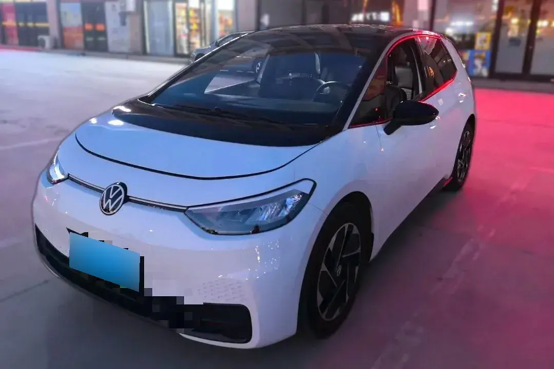 2025 Volkswagen ID.3 BEV 52.8KWH