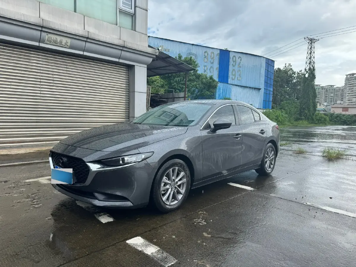 2023 Mazda 3 Axela 2.0L 158HP L4 6AT