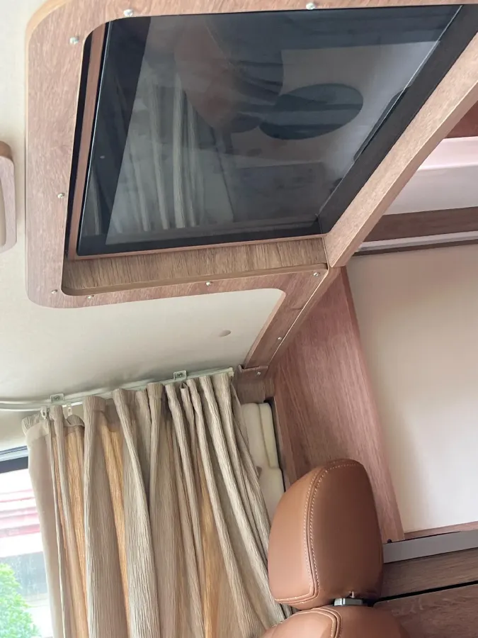 2021 MAXUS V80 RV 2.0T 139HP L4 6AMT,autocango,china used car exporter,china ev exporter,chinese used car exporter,chinese used ev exporter