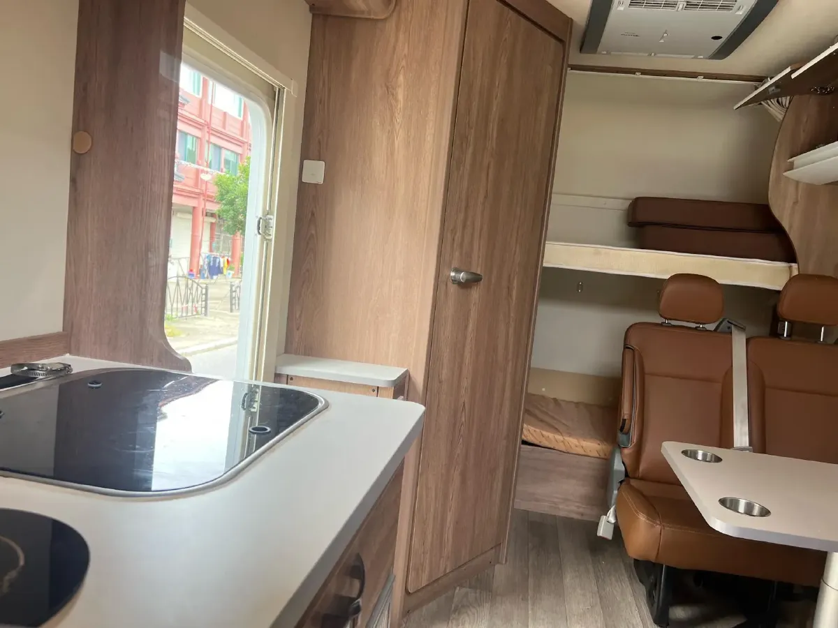 2021 MAXUS V80 RV 2.0T 139HP L4 6AMT,autocango,china used car exporter,china ev exporter,chinese used car exporter,chinese used ev exporter