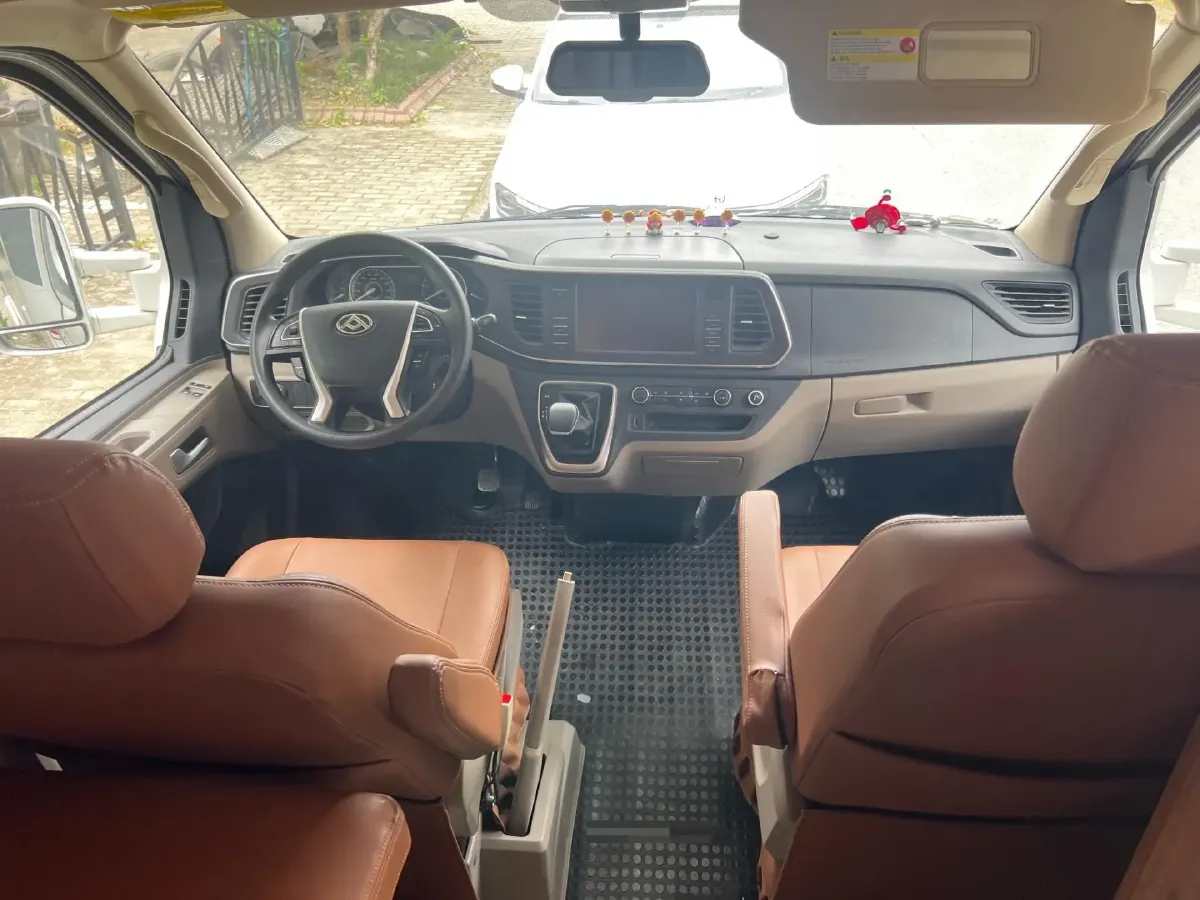 2021 MAXUS V80 RV 2.0T 139HP L4 6AMT,autocango,china used car exporter,china ev exporter,chinese used car exporter,chinese used ev exporter