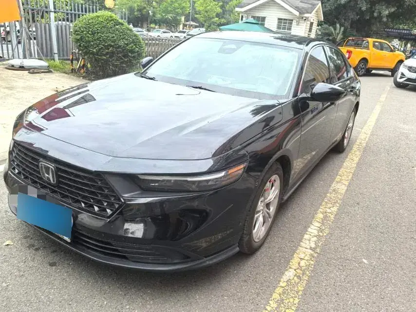 2023 Honda Accord 1.5T 192HP L4 CVT