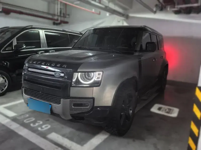 2023 Land Rover Defender 3.0T 400HP L6 8AT