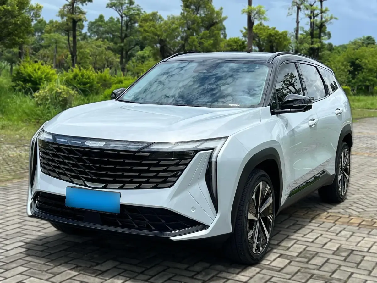 2024 Geely StarRay 1.5T 181HP L4 7DCT