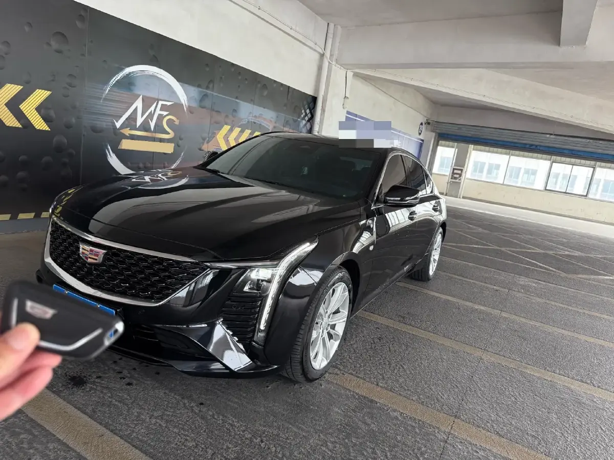 2024 Cadillac CT5 2.0T 237HP L4 10AT