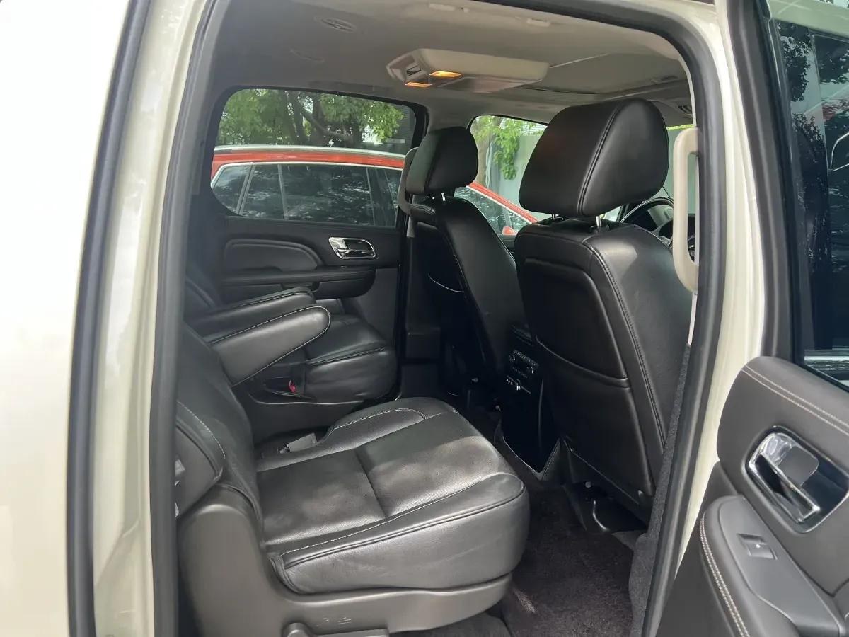 2013 Cadillac ESCALADE 6.2L 409HP V8 6AT,autocango,china used car exporter,china ev exporter,chinese used car exporter,chinese used ev exporter