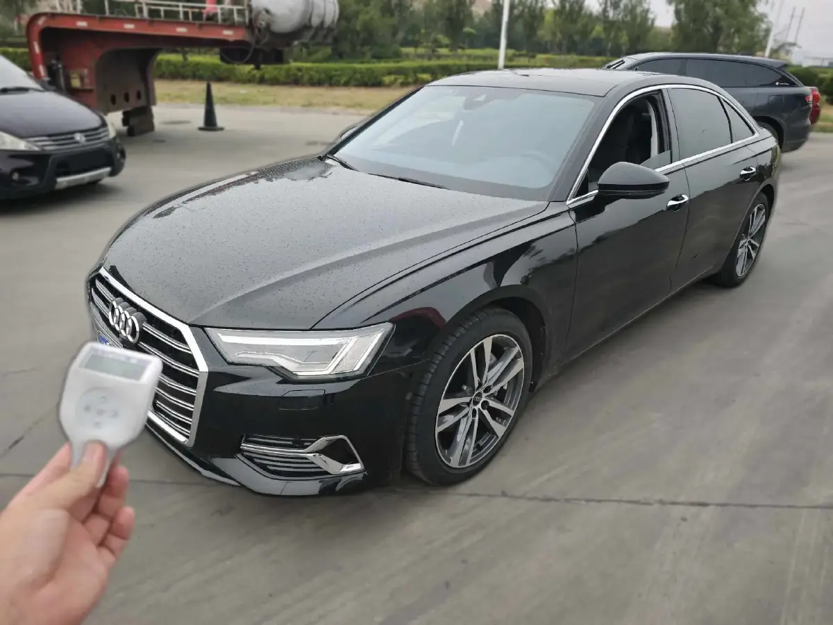 2023 Audi A6L 2.0T 245HP L4 7DCT