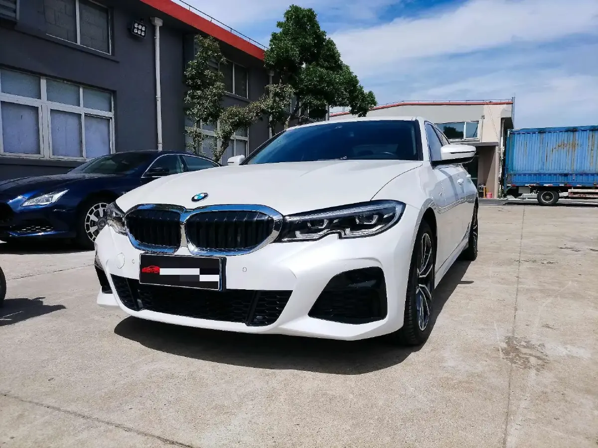 2022 BMW 3 Series 2.0T 184HP L4 8AT