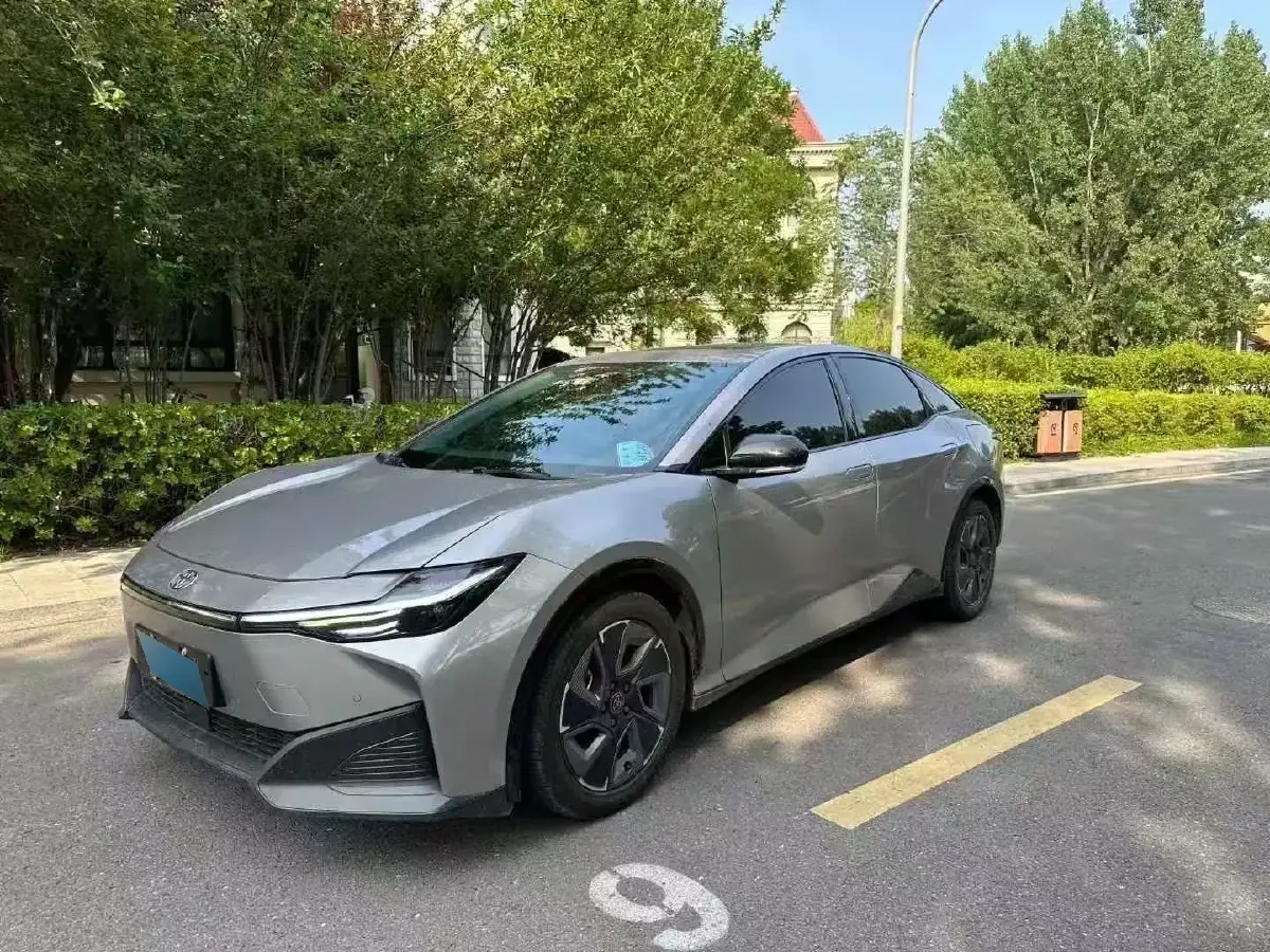 2023 Toyota bZ3 BEV 49.92KWH