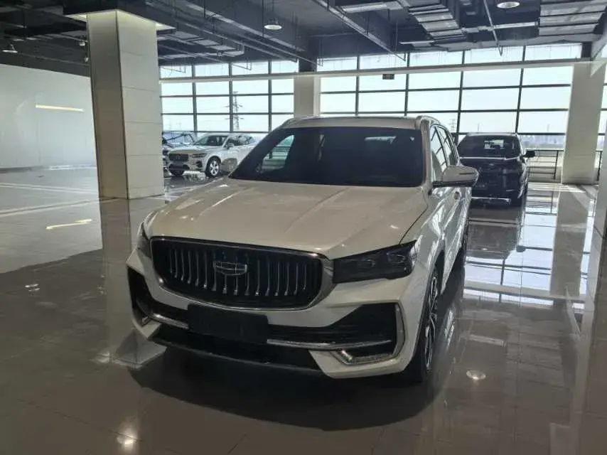 2021 Geely Monjaro 2.0T 238HP L4 8AT