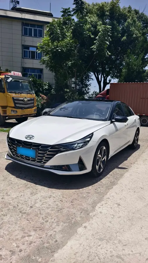 2021 Hyundai Elantra 1.5L 115HP L4 CVT