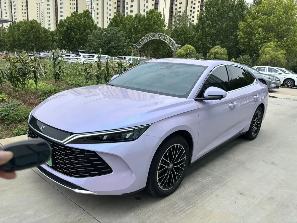 2024 BYD QinL 1.5L 101HP L4 E-CVT PHEV 15.87KWH