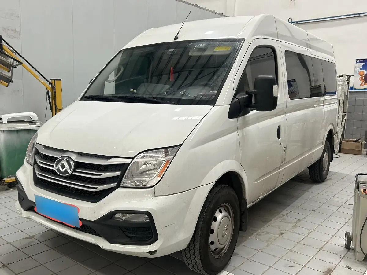2021 MAXUS XinTu V80 2.0T 127HP L4 6MT