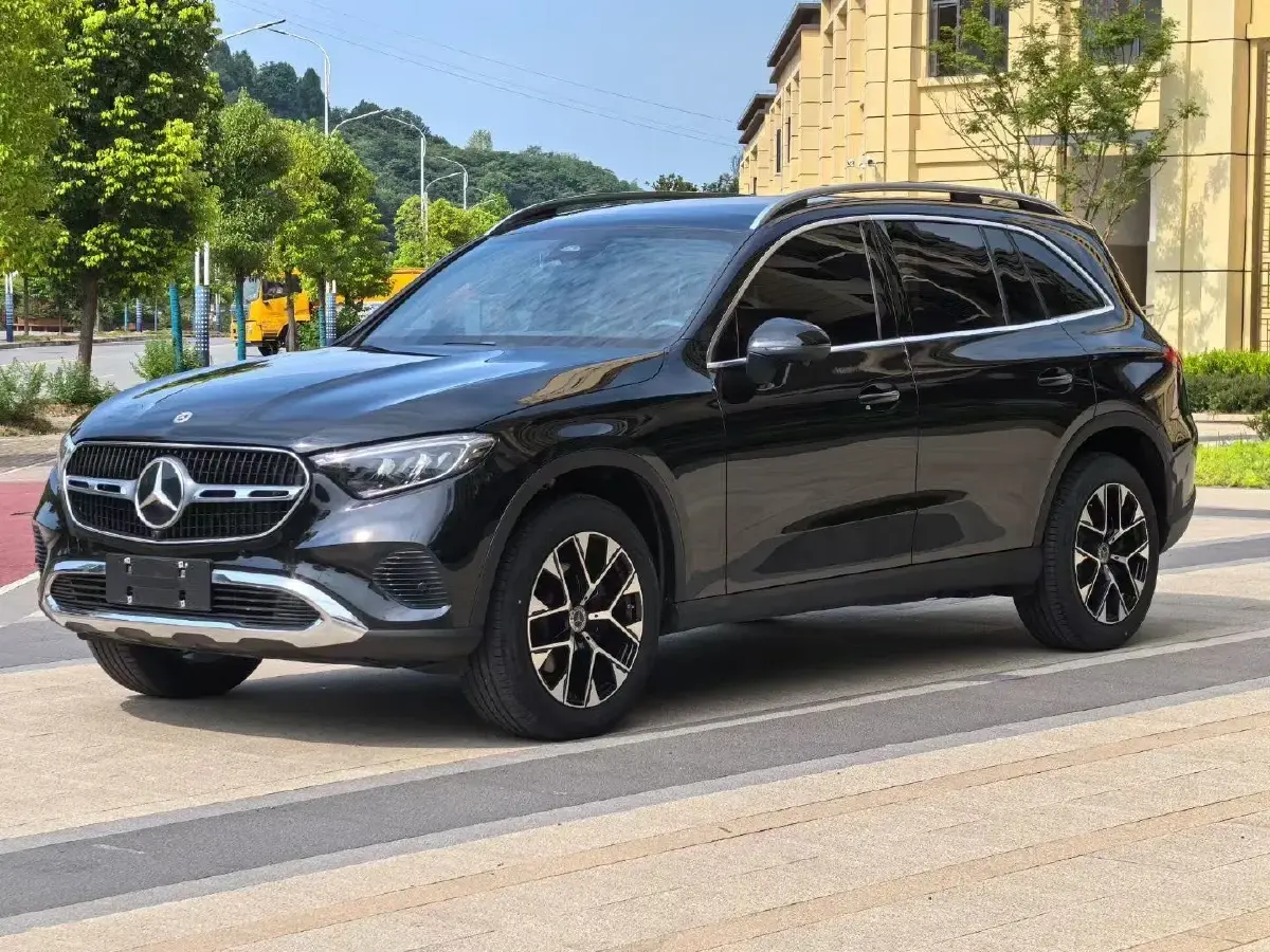 2024 Mercedes-Benz GLC Class 2.0T 204HP L4 9AT