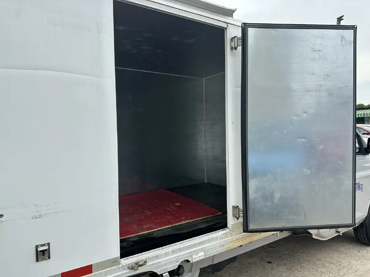 2021 WuLing RongGuang New Truck Special 1.8L 125HP L4 5MT,autocango,china used car exporter,china ev exporter,chinese used car exporter,chinese used ev exporter