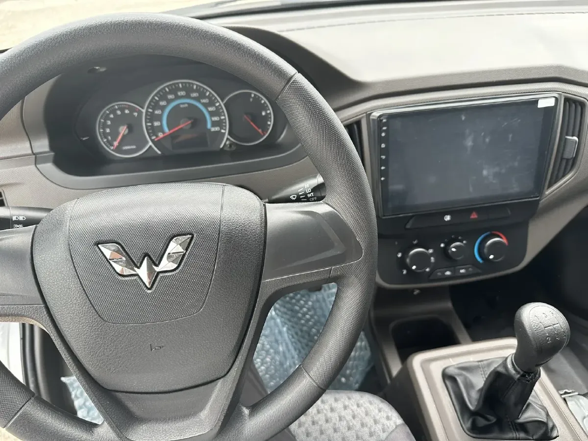 2021 WuLing RongGuang New Truck Special 1.8L 125HP L4 5MT,autocango,china used car exporter,china ev exporter,chinese used car exporter,chinese used ev exporter