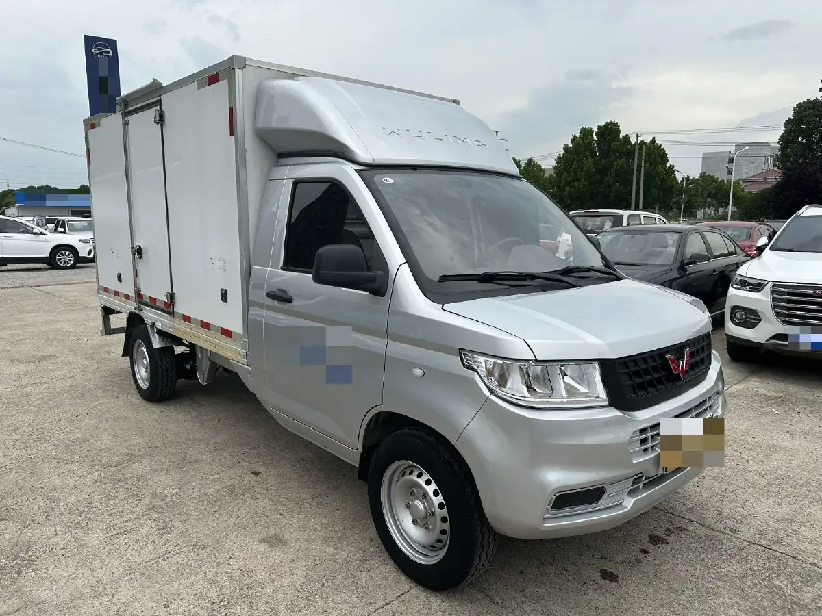 2021 WuLing RongGuang New Truck Special 1.8L 125HP L4 5MT,autocango,china used car exporter,china ev exporter,chinese used car exporter,chinese used ev exporter