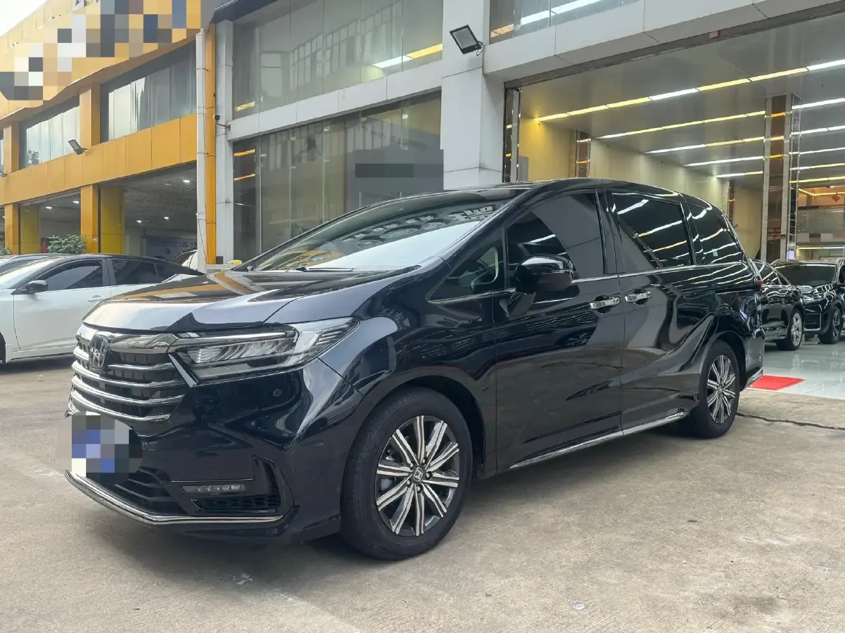 2022 Honda Odyssey 2.0L 146HP L4 E-CVT Hybrid