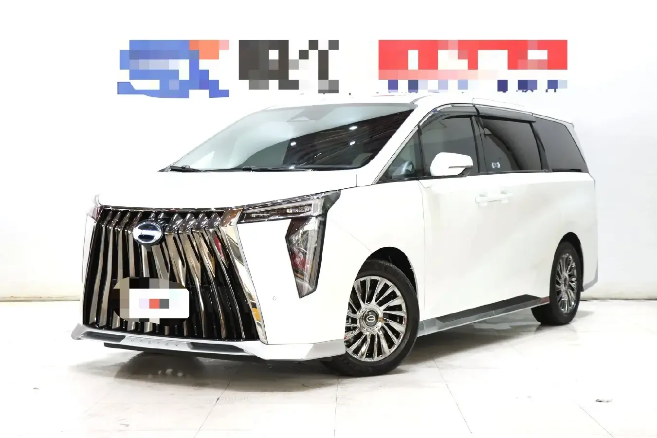 2023 GAC Trumpchi M8 2.0T 190HP L4 E-CVT Hybrid